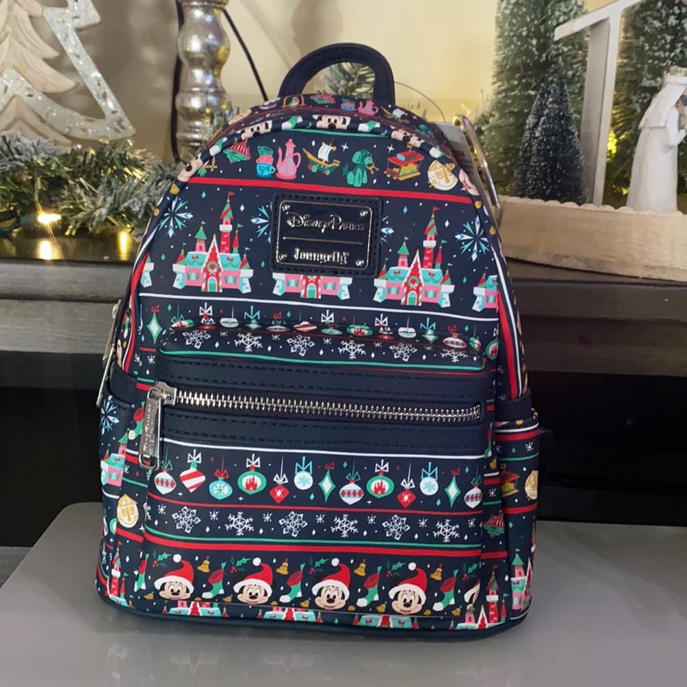 Brand Nwt Disney parks Christmas Mickey loungefly mini backpack